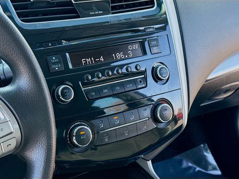 Used 2014 Nissan Altima 2.5 S image 9