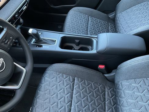 New 2026 Nissan Kicks SV image 34