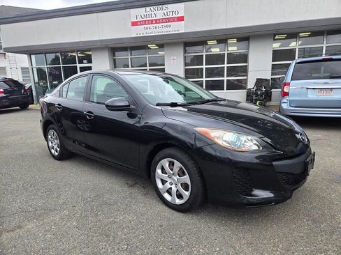Used 2013 MAZDA MAZDA3 i Sport FWD image 32