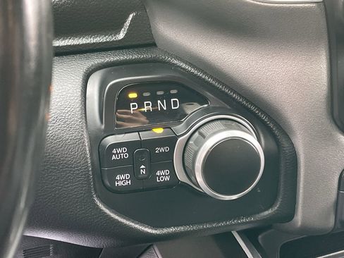 Used 2022 RAM 1500 Big Horn AWD/4WD image 35