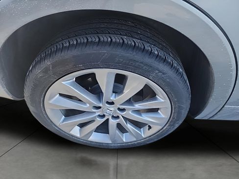 Used 2023 Buick Envision Avenir image 8