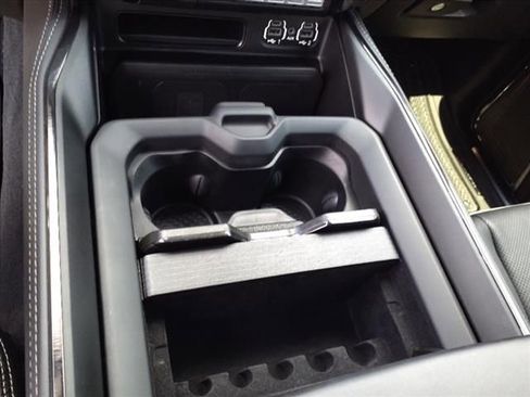 Used 2022 RAM 3500 Limited AWD/4WD image 31