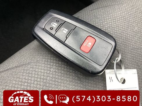 Used 2024 Toyota RAV4 XLE image 27