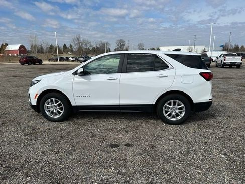 Used 2024 Chevrolet Equinox LT w/ LPO, Floor Liner Package image 24