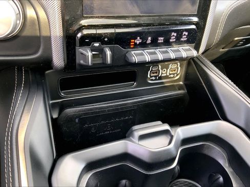 Used 2020 RAM 1500 Limited w/ Body Color Bumper Group image 31