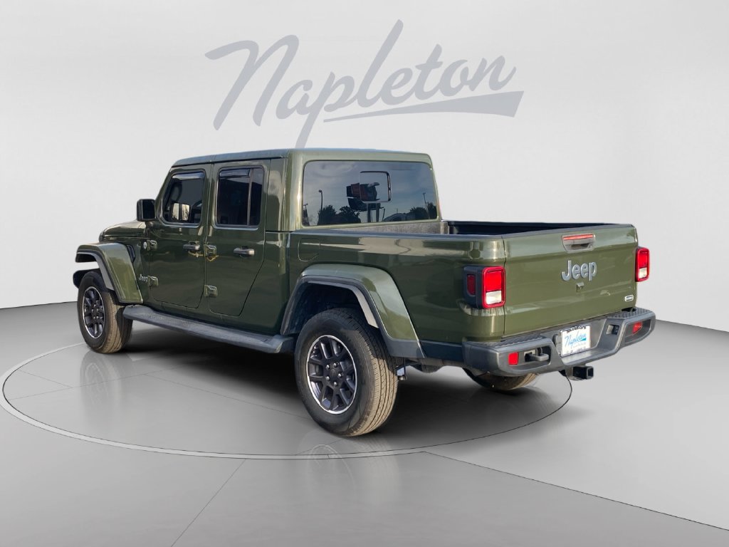 Used 2023 Jeep Gladiator Overland w/ Popular Equipment Package AWD/4WD image 3