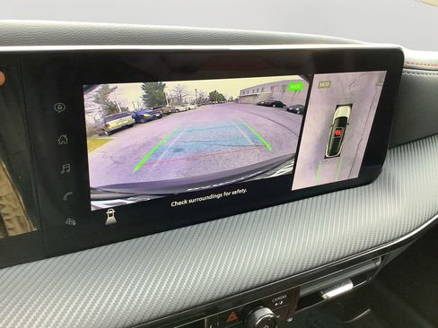 Used 2025 Nissan Kicks SR w/ SR Premium Package image 26