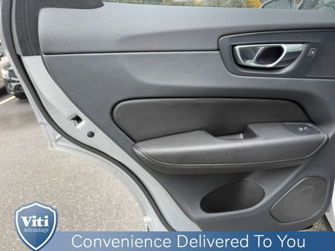 Certified 2023 Volvo XC60 B5 Plus w/ Climate Package image 20