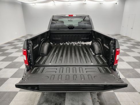 Used 2020 Ford F150 XLT image 19