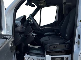 Used 2022 Mercedes-Benz Sprinter 2500 video 2