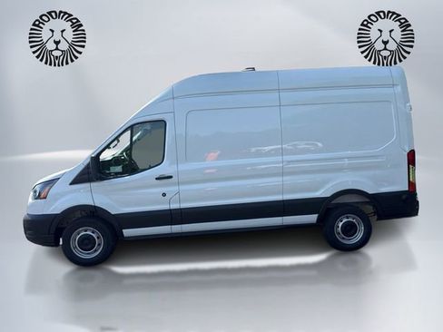 New 2026 Ford Transit 250 148 High Roof RWD image 8