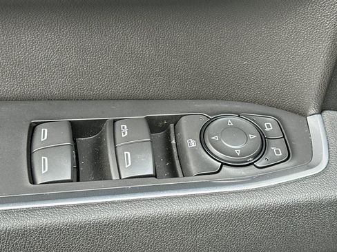 Used 2026 GMC Sierra 1500 Elevation image 11