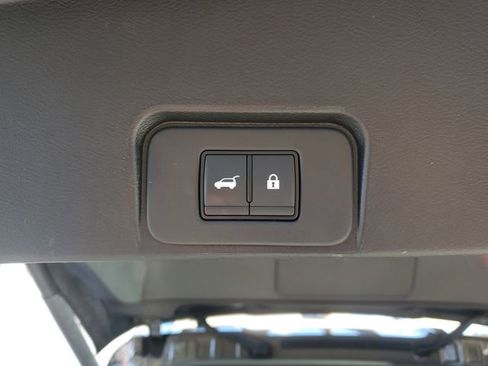 Certified 2025 Nissan Rogue Rock Creek image 8