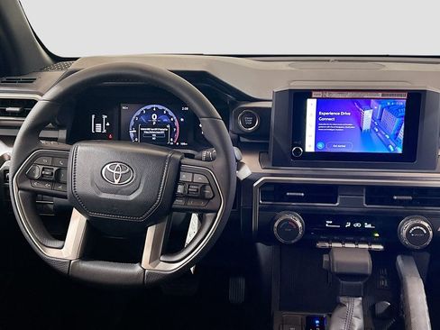 New 2026 Toyota 4Runner SR5 RWD image 18