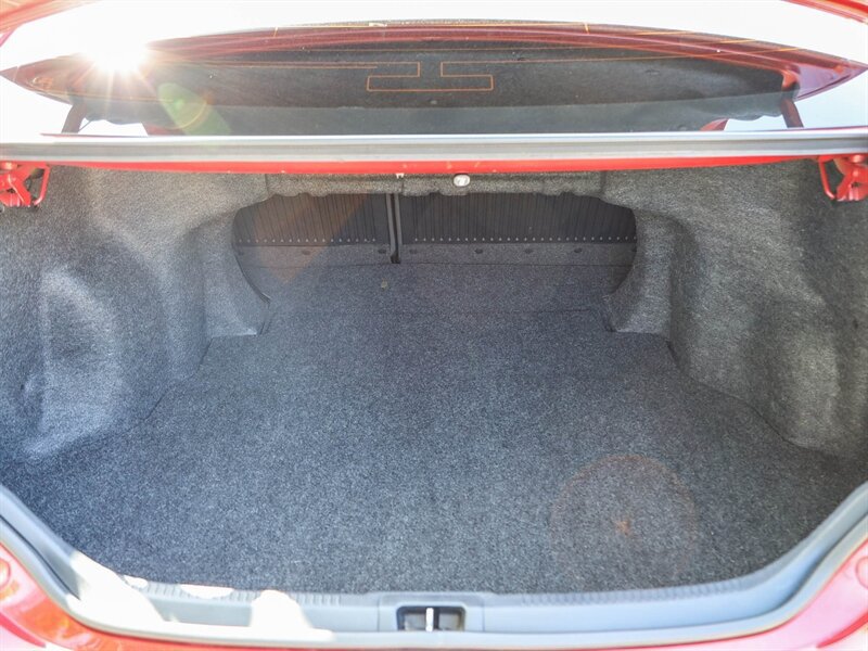 Used 2014 Toyota Camry SE FWD image 30