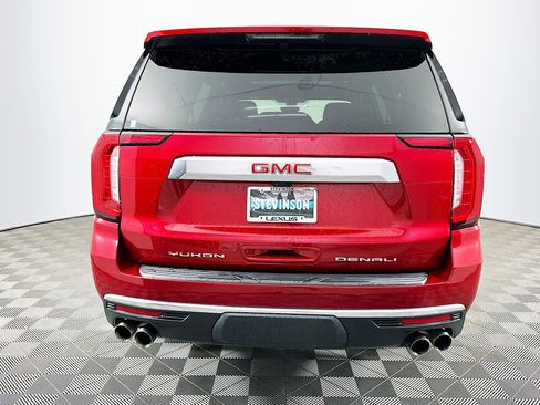 Used 2021 GMC Yukon Denali image 6