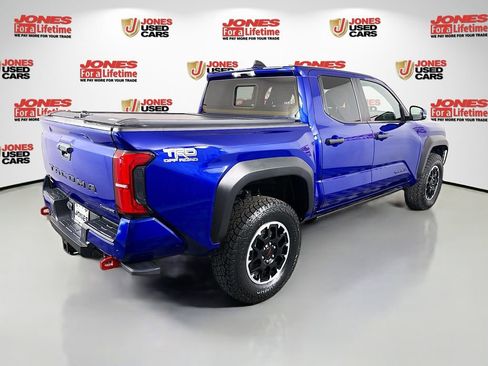 Used 2024 Toyota Tacoma TRD Off-Road w/ TRD Off Road Upgrade Package image 18