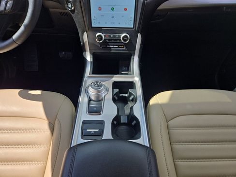 Used 2024 Ford Edge SEL w/ Convenience Package AWD/4WD image 21