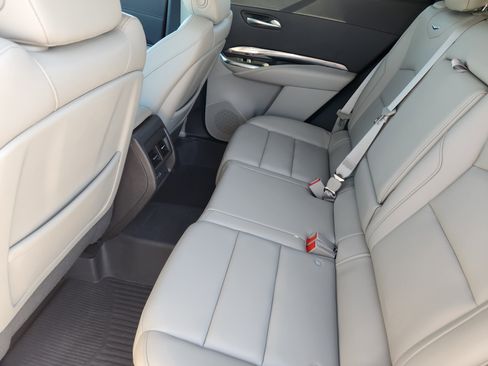 Used 2019 Cadillac XT4 Luxury image 29