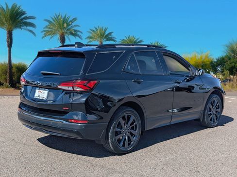 Used 2023 Chevrolet Equinox RS w/ LPO, Floor Liner Package image 7