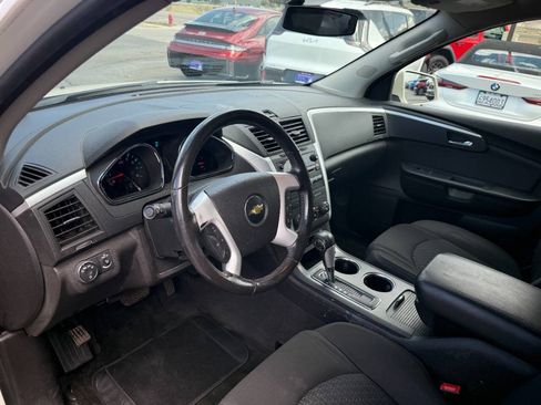 Used 2012 Chevrolet Traverse LT AWD/4WD image 25