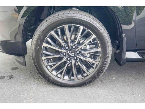 New 2026 INFINITI QX80 Autograph w/ Premium Cargo Package AWD/4WD image 9
