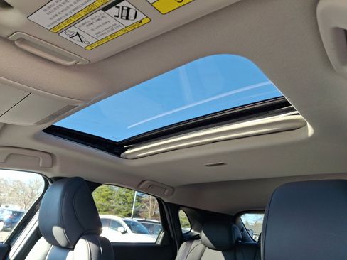 Certified 2025 MAZDA CX-30 AWD 2.5 S w/ Premium Package image 15