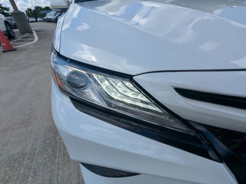 Used 2020 Toyota Camry XSE image 20