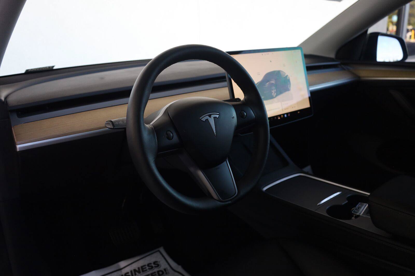 Used 2023 Tesla Model Y Long Range AWD/4WD image 15