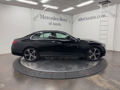 Used 2025 Mercedes-Benz C 300 Sedan image 8