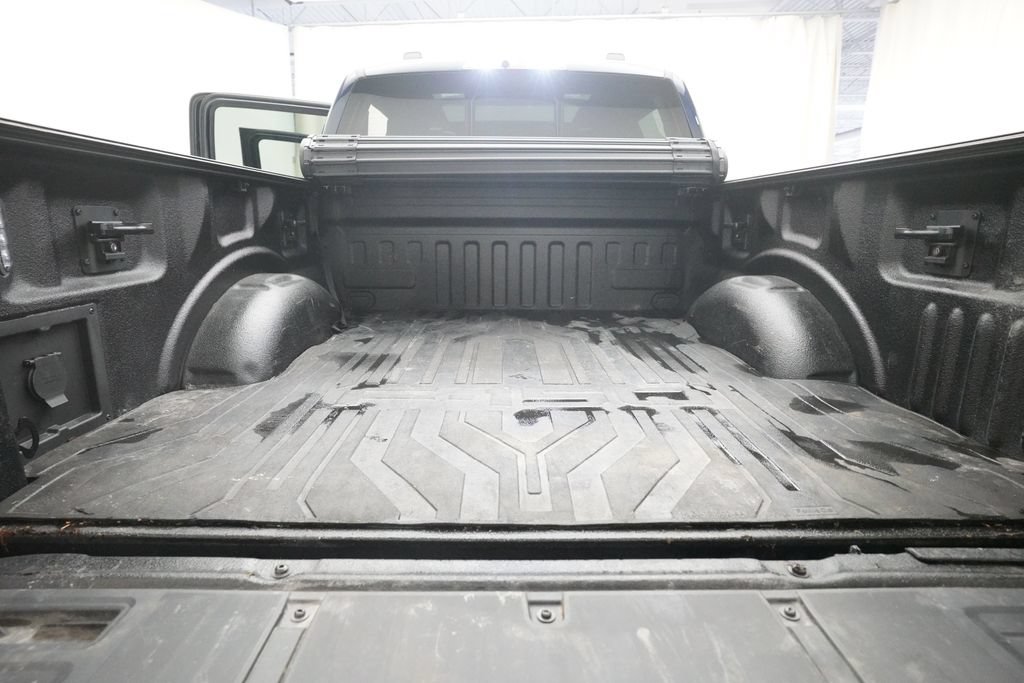 Used 2023 Ford F150 Raptor AWD/4WD image 9