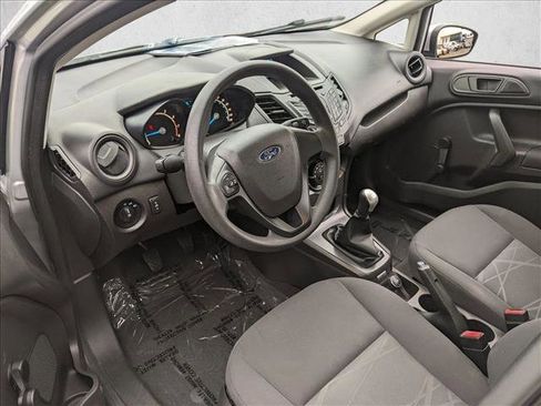 Used 2014 Ford Fiesta S image 10