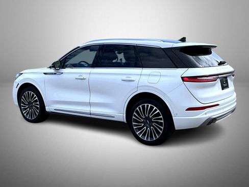 Used 2022 Lincoln Corsair Reserve w/ Equipment Group 201A AWD/4WD image 7