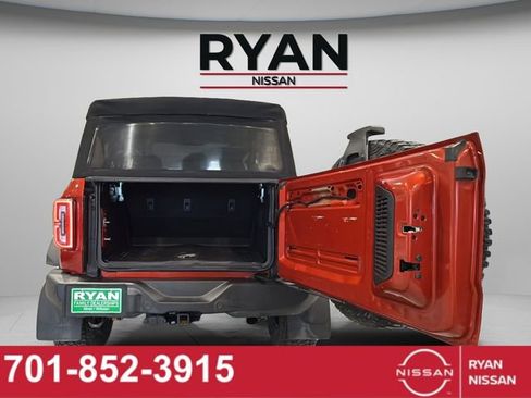 Used 2022 Ford Bronco Wildtrak image 42