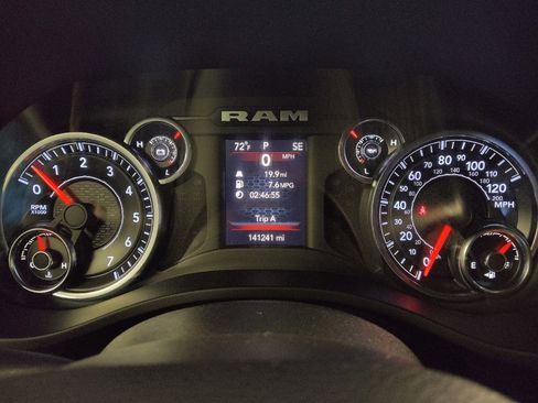 Used 2019 RAM 1500 Big Horn image 23