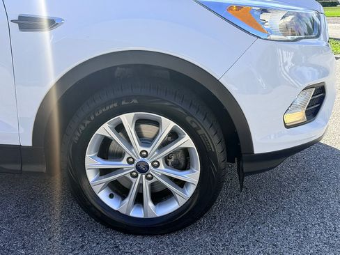 Used 2018 Ford Escape SE AWD/4WD image 46
