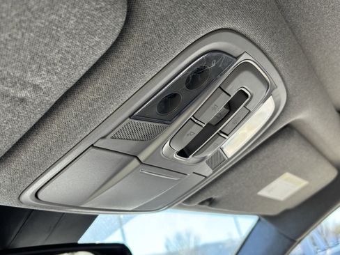 Used 2020 Hyundai Santa Fe Limited image 28