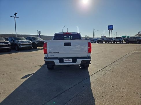 Used 2021 Chevrolet Colorado LT w/ Safety Package image 5