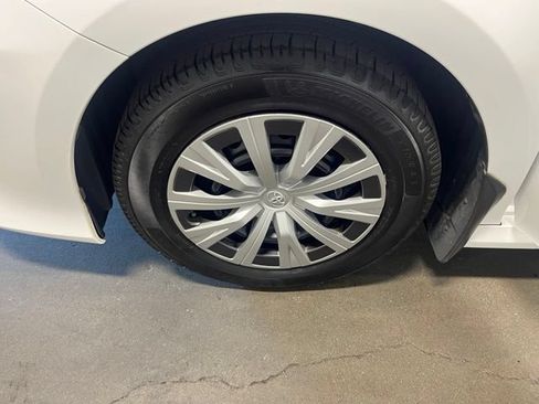 Used 2022 Toyota Camry LE w/ Cold Weather Package FWD image 30