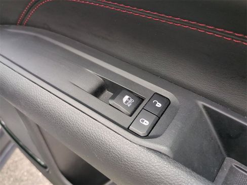 Used 2025 Jeep Compass Trailhawk w/ Trailhawk Elite Group image 33