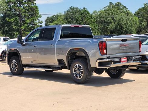 New 2026 GMC Sierra 2500 SLE w/ SLE Value Package; AWD/4WD image 4