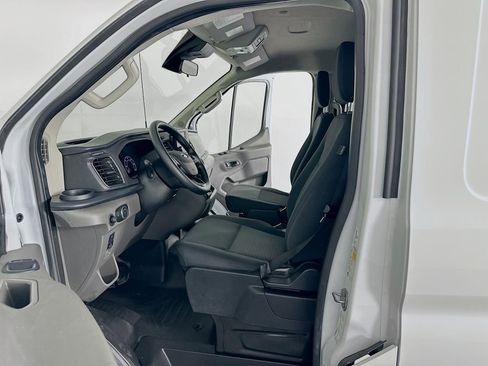 Used 2023 Ford Transit 250 Low Roof AWD w/ Exterior Upgrade Package image 23