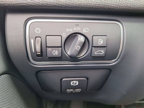 Used 2015 Volvo XC60 T6 Platinum FWD image 55