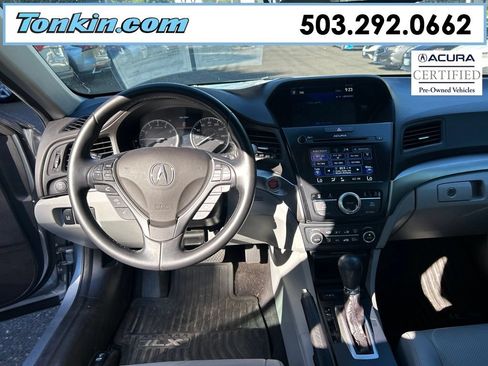 Used 2017 Acura ILX FWD image 12