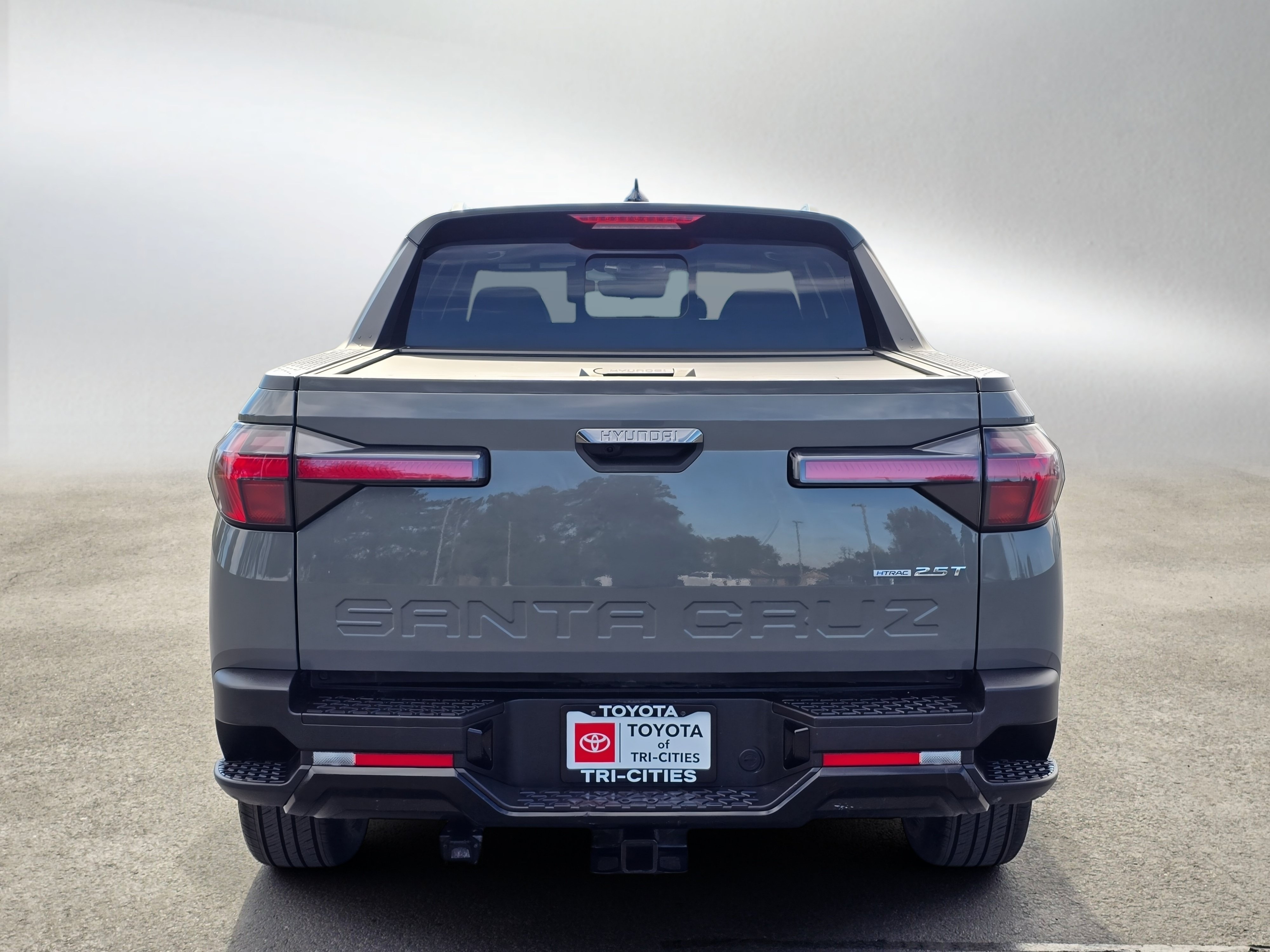 Used 2024 Hyundai Santa Cruz Night AWD/4WD image 4
