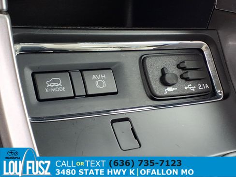 Used 2022 Subaru Ascent Limited w/ Technology Package image 16