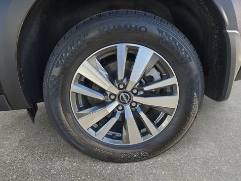 New 2026 Nissan Pathfinder SL AWD/4WD image 29