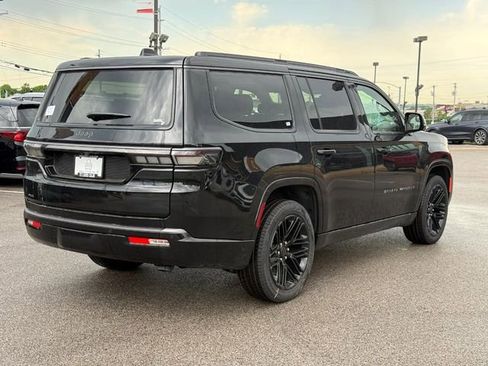 New 2026 Jeep Grand Wagoneer Limited AWD/4WD image 3