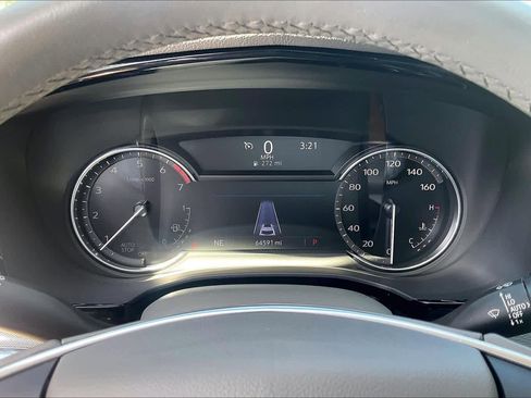 Used 2021 Cadillac XT5 Premium Luxury FWD image 21