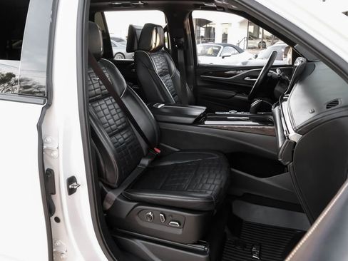 Used 2021 Cadillac Escalade Sport Platinum w/ LPO, Floor Liner Package image 48